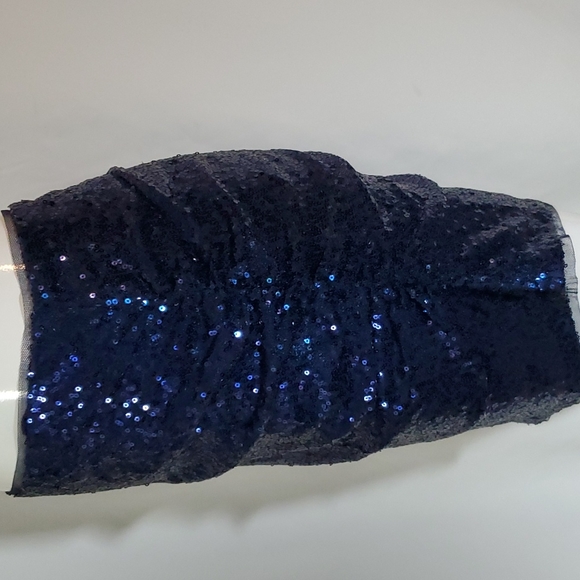 💙4/$20 Sequin Skirt - Picture 3 of 6